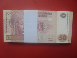 CONGO LIASSE 50 FRANCS 2013 100 BILLETS NEUFS NUMEROS SE SUIVANT COTE:500$ !!! - Kilowaar - Bankbiljetten