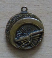 Rare Médaille Italienne En Bronze  551° BATTAGLIONE MOTOMITRAGLIERI REGGIMENTALE WW1 FANTI GUERRA ESERCITO - Altri & Non Classificati