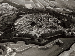 Hulst Luchtfoto 1973 LF9 - Hulst