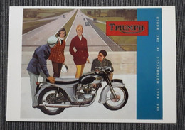 CARTE POSTALE PUBLICITE MOTO ANCIENNE OLD MOTORCYCLE TRIUMPH ON MOTORWAY - Moto