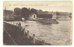 77/ CPA - Melun - Bords De Seine - Vue Sur L'Ile - Melun