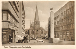 ESSEN Ruhrgebiet 1939 Ansichtskarte S/w " Kurienplatz Vor Münster Lebhaftes Treiben " Carte Postale - Essen