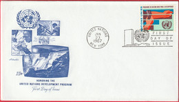 FDC - Enveloppe - Nations Unies - (New-York) (1967) - Honoring The UN Development Program (1) - Storia Postale