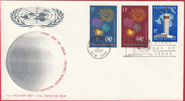 FDC - Enveloppe - Nations Unies - (New-York) (1967) - Independance (2) - Briefe U. Dokumente