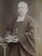 Photo CDV Mongellaz à Lyon - Religion Prêtre, Curé, F. Ricet, Neuville 1880 L613 - Oud (voor 1900)