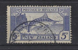 NEW ZEALAND...KING GEORGE V..(1910-36.)...." 1935..".....5d......SG563....(CAT.VAL.£40..)....PART CDS....USED... - Used Stamps