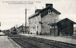 S10959 Cpa 44 Saint Etienne De Montluc - La Gare - Saint Etienne De Montluc