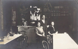 Delcampe - CARTE PHOTO COMMERCE / CAFE / RESTAURANT - Cafés