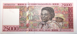 Madagascar - 25000 Francs - 1998 - PICK 82 - SPL - Madagascar