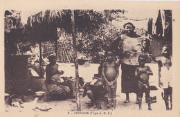 TOGO A.O.F.  : ASSAHUN :  Femmes Et Enfants Du Village - Togo