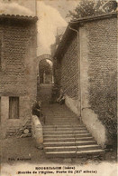 Roussillon * La Montée De L'église * Porte Du XIème * Escalier - Roussillon