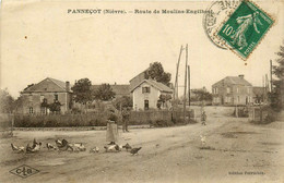 Panneçot * La Route De Moulins Engilbert * Ligne Chemin De Fer Et Passage à Niveau * Villageois - Autres & Non Classés