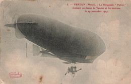 CPA Verdun - Le Dirigeable Patrie Evoluant Au Dessus De Verdun Et Les Environs Le 29 Novembre 1907 - Airships