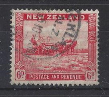 NEW ZEALAND...KING GEORGE V..(1910.36.).." 1935.."......6d.....SG564..... CDS.....USED. - Used Stamps