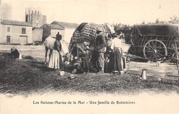 13-LES-SAINTES-MARIES DE LA MER- UNE FAMILLE DE BOHEMIENS - Saintes Maries De La Mer