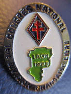 Pin's / Congrès National 1ére Division Française Libre/ Croix De Lorraine/LAON / 1993    INS40 - Hueste