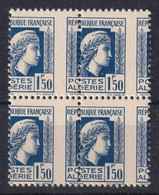 Algérie N°214 - Variété Piquage à Cheval - Bloc De 4 - Neuf ** Sans Charnière - TB - Unused Stamps
