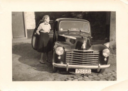 Photo Voiture - Petite Photo D'une Voiture Ancienne A Identifier - 10x7.5cm - Automobile