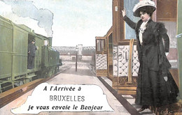 A L'arrivée à Bruxelles, Je Vous Envoie Le Bonjour (train Gare Femme Aqua Photo) - Cercanías, Ferrocarril