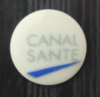Pin's Porcelaine CANAL SANTE - Le Logo - Thosca - L418 - Médical