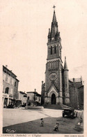 07 / VERNOUX / L EGLISE / ANIMEE / VOITURE ET CAMION - Vernoux