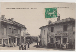 St-ETIENNE-sur-CHALARONNE - La Place ."Café Restaurant SALLET "  " Hôtel BORDAT" - Zonder Classificatie