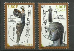France Service   N° 120 Et121 Statues   Aurige De Delphes Et Déesse Kiné    Neufs  * *   TB  Voir Scans Soldé ! ! ! - Nuevos