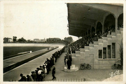 Vichy * Les Tribunes Du Stade * Sport Stadium Vélodrome - Vichy