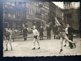 Saint Josse-ten-Noode - Place St Josse - Chaussée De Louvain Basketball Photos 1950 - St-Josse-ten-Noode - St-Joost-ten-Node