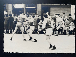 Saint Josse-ten-Noode - Place St Josse - Photo  -Basketball Photos 1950 - St-Joost-ten-Node - St-Josse-ten-Noode