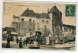 28 SENONCHES Roulotte Romanichels Vendeuise Ambulante Enfants Aux Cerceaux Place Vieux Chateau 1910   D12 2022 - Villemeux-sur-Eure