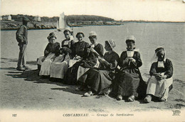 Concarneau * Groupe De Sardinières * Coiffe Femmes Du Pays - Concarneau