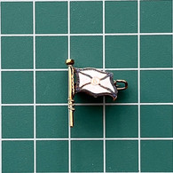 Badge Pin ZN012327 - Rowing Kayak Canoe Yugoslavia Serbia Veslacki Klub Beograd Belgrade - Remo