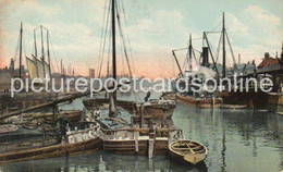 QUEENS DOCKS HULL OLD COLOUR POSTCARD YORKSHIRE - Hull