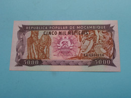 5000 Cinco Mil Meticais - 3-2-1988 ( AA0003204 ) Moçambique ( For Grade, Please See Photo ) UNC ! - Mozambique