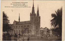 PC MISSIONARIES LOME SORTIE DES CLASSES APRES LA PRIERE DU SOIR TOGO (a28037) - Togo