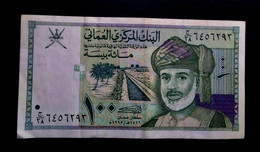 A6  OMAN   BILLETS DU MONDE     BANKNOTES  100 BAISA 1995 - Oman