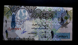 A6  QATAR     BILLETS DU MONDE    BANKNOTES  1 RIYAL 2015 - Qatar