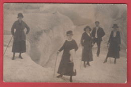 Chamonix-Mont-Blanc ... Groupe De Randonneurs Dans La Glace En 1919 - Carte-photo  ( Voir Verso ) - Chamonix-Mont-Blanc