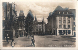 ! Alte Ansichtskarte Aus Stolp In Pommern, Bahnhofsplatz, 1929 - Pommern