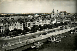 La Rochelle * Le Cours Wilson * Bateaux - La Rochelle