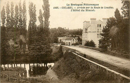 Gouarec * Arrivée Du Village Par La Route De Loudéac * Hôtel Du Blavet - Gouarec