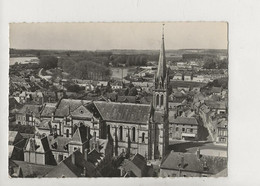 Briare (45) : Vue Aérienne Générale Au Niveau Du Quartier De L'église En 1950 GF. - Briare