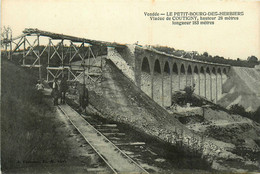 Les Herbiers * Le Petit Bourg * Viaduc De Coutigny * Travaux Pont * Ligne Chemin De Fer - Les Herbiers