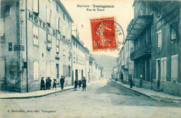 Yssingeaux * La Rue De Tence * Hôtel De L'europe * Café - Yssingeaux