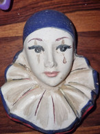 Petit Masque En Forme De Pierrot - Fasching & Karneval