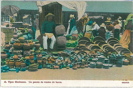 24368 - MEXICO -VINTAGE POSTCARD - ETHNIC : STREET VENDORS - FRASCOS DE BARRO - - Amerika