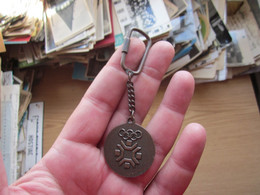 Key Pendant Key Ring 	 Sarajevo 1984  Jugobanka - Uniformes Recordatorios & Misc