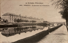 Pontivy - Le Quartier Du 2ème Régiment De Chasseurs - Militaria - Pontivy