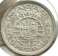 MACAU PORTUGUESE 5 PATACAS INSCRIPTIONS FRONT & BACK 1952 AG SILVER VF KM5 1ST YEAR ISSUE READ DESCRIPTION CAREFULLY !! - Macao